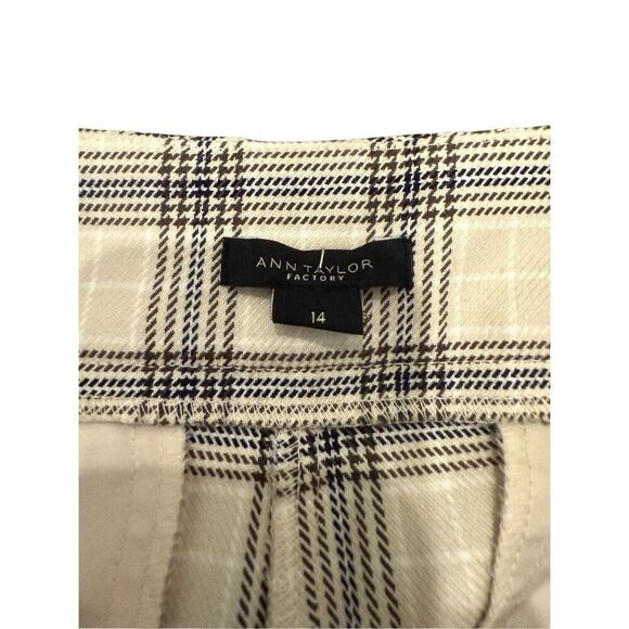 Ann Taylor Factory cream plaid dress pants- size 14 - Picture 3 of 7